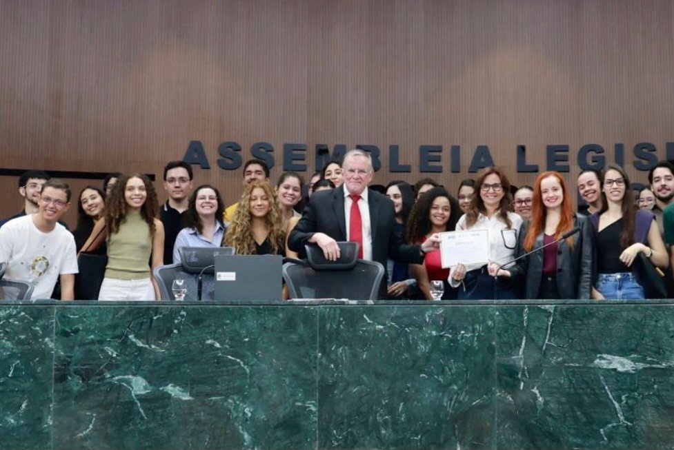Deputado Antônio Gomide destaca importância da PUC-Goiás na preservação do Cerrado Deputado Antônio Gomide destaca importância da PUC-Goiás na preservação do Cerrado