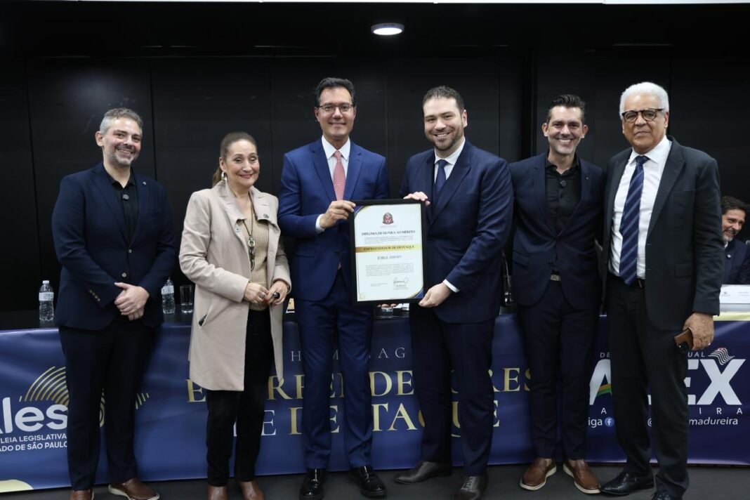 ALESP sedia Prêmio Empreendedores de Destaque em noite de homenagens ao mercado paulista ALESP sedia Prêmio Empreendedores de Destaque em noite de homenagens ao mercado paulista