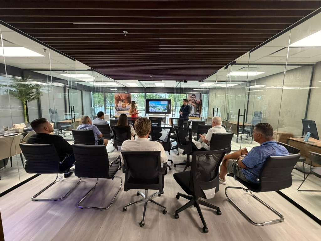 Portohaus intensifica internacionalização e leva equipe aos Estados Unidos para atender investidores interessados no litoral catarinense Portohaus Properties amplia presença internacional da marca com foco em investidores estrangeiros.
