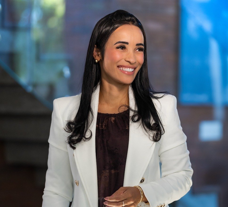 Como Aline Santos transformou sua história, disciplina e marca pessoal em um negócio de alto valor Aline Santos