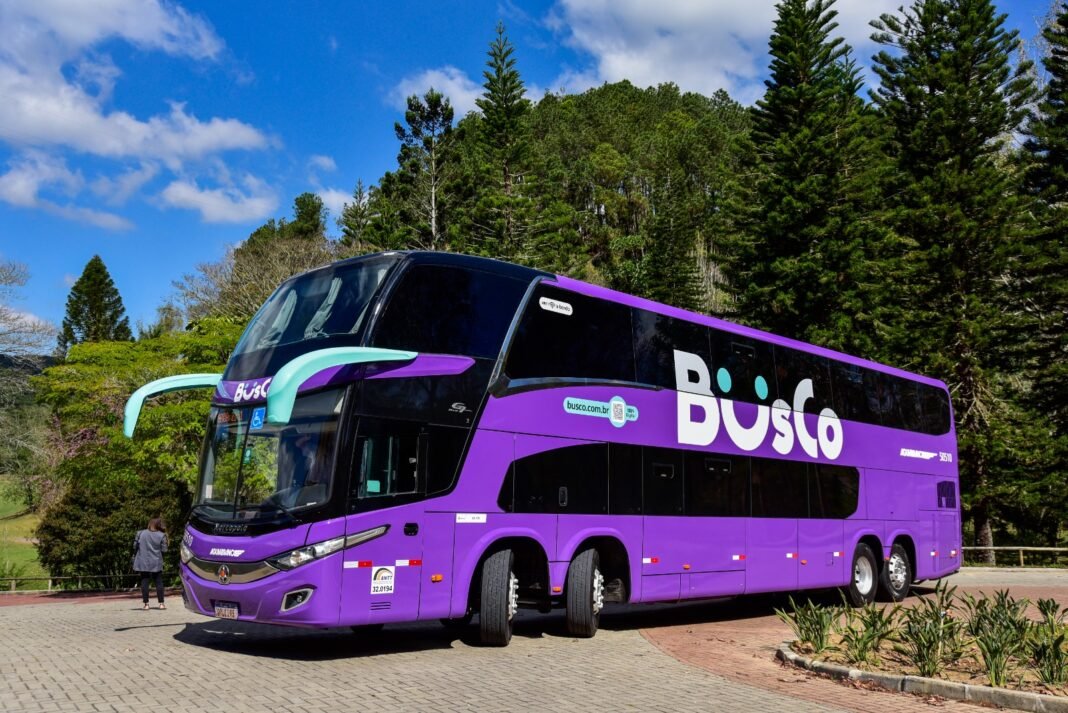 A aposta da BusCo para reinventar o ônibus interestadual: dados, assento extra e denúncia em tempo real BusCo