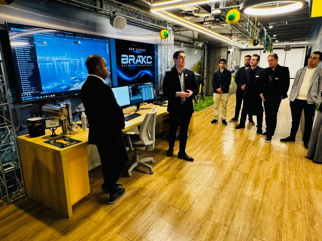 Axis Communications reforça sua presença no Brasil com a incorporação da Brako como novo distribuidor autorizado Axis Communications vai ampliar presença nacional com a parceria feita com a Brako.