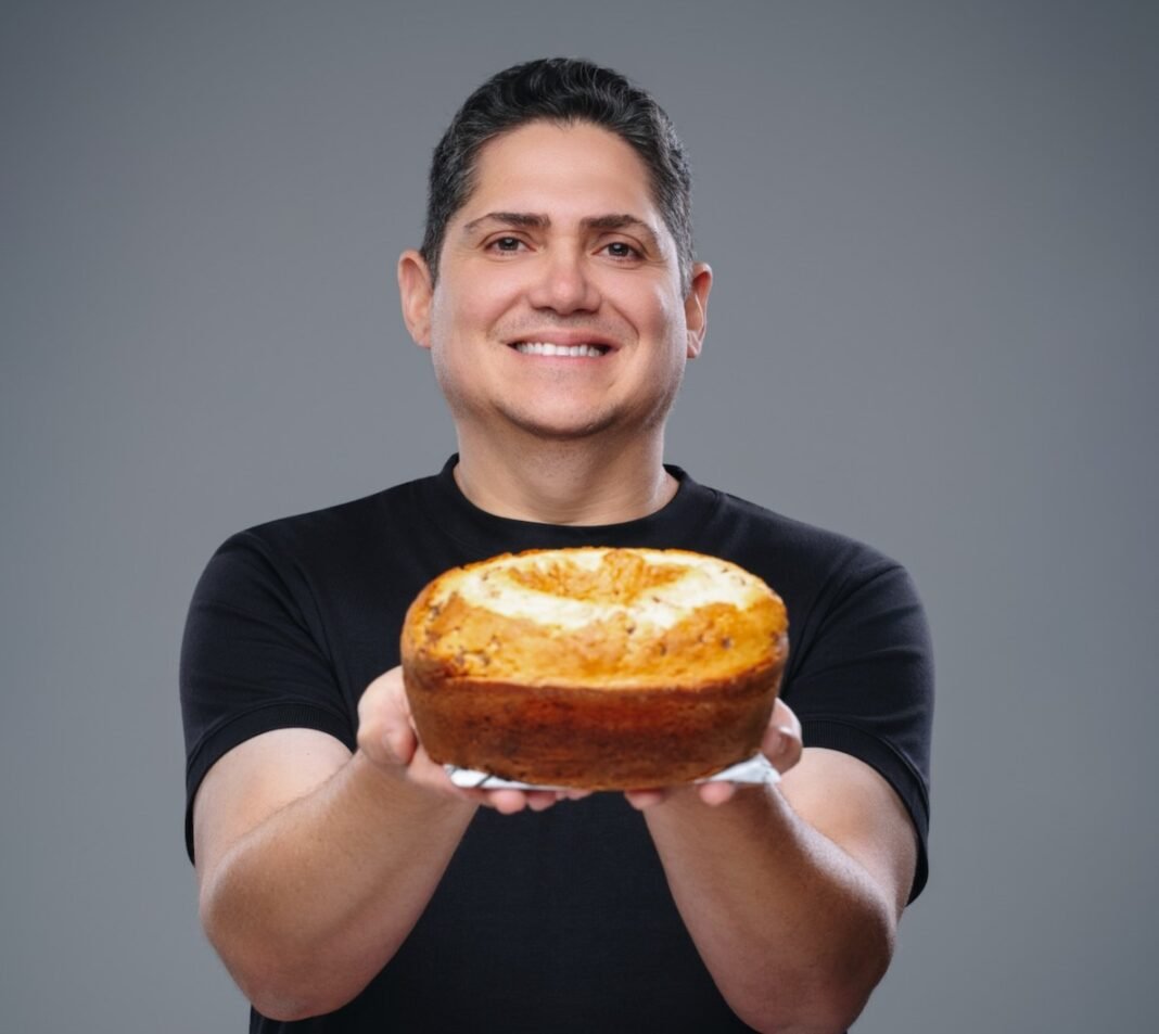 No café da família mais simples até o jantar do empresário: o produto que está na mesa de todos gera cerca de 100 milhões de faturamento para o Bolos do Flávio. Flávio Cavalcante