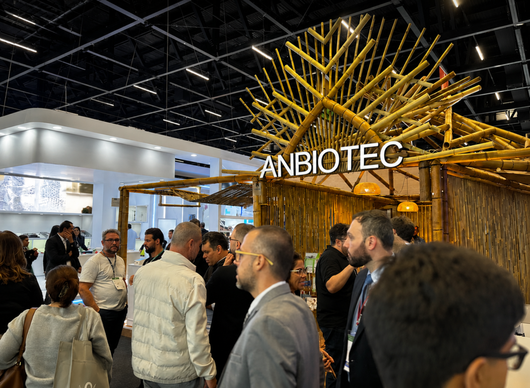 ANBIOTEC leva aldeia indígena para dentro da Hospitalar 2026 em projeto que une biotecnologia ancestral e inovação Estrutura foi feita com cerca de 200 bambus nativos que serão devolvidos à comunidade indígena de Tapiraí (SP)