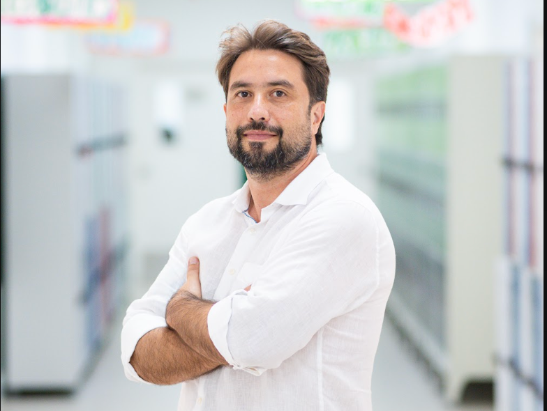 De pioneira a referência: mais de dez anos da Valley International School no Vale do Itajaí Josnei Souza, CEO da Valley International School, investe em inovação e desenvolvimento contínuo para oferecer uma educação de qualidade.