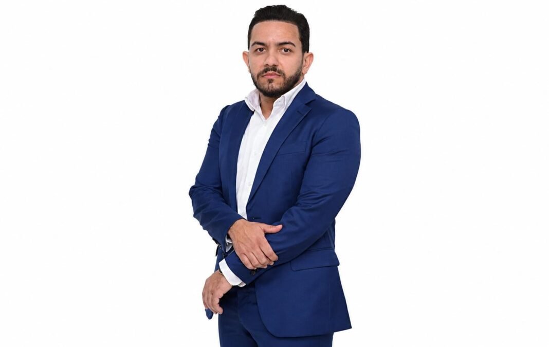 De engraxate a fundador da AutoCred: a trajetória de Lucas Pontes Lucas é fundador da AutoCred, empresa sediada em Campo Grande, Mato Grosso do Sul, que completa uma década de atuação.