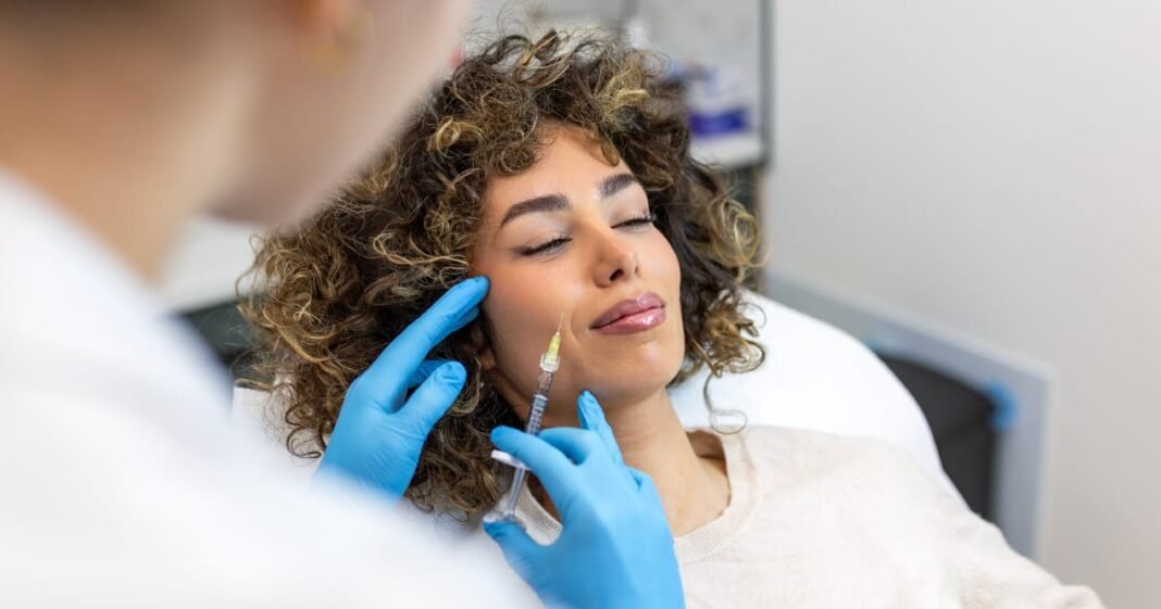 Faturamento com estética em clínicas odontológicas cresce 36,6% Clinicorp IA simula o resultado de tratamentos antes da execução do procedimento.