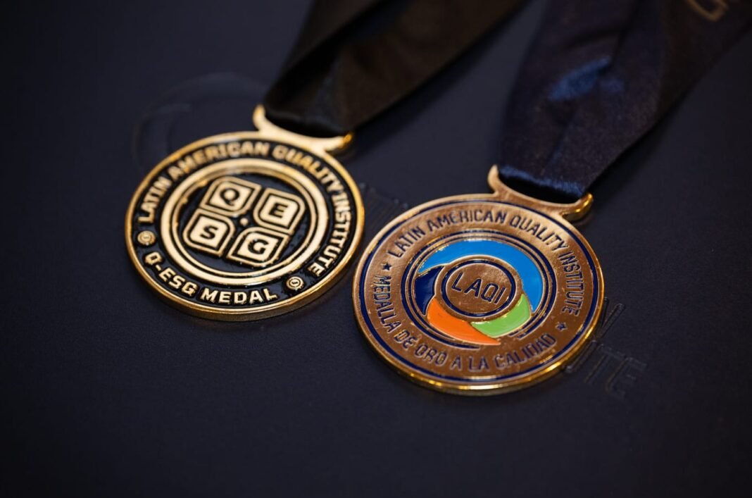 Prêmio Empresa Brasileira do Ano: conquista para equipe; história para o mercado Latin American Quality Institute