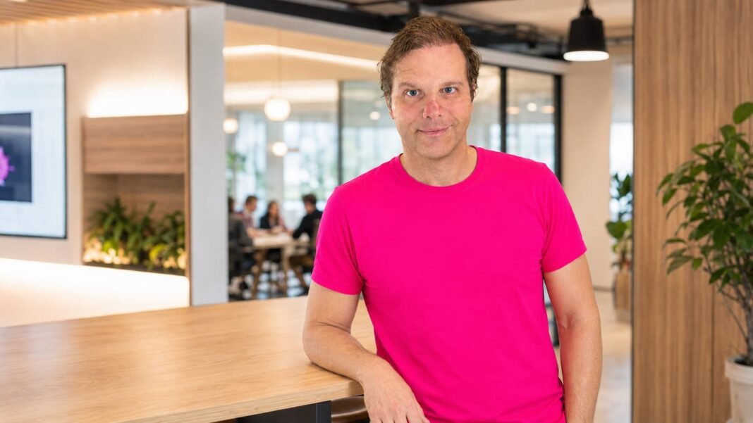 Como o Grupo Inttra economizou R$ 1 milhão do custo de viagens corporativas Patrick Tytgadt, Especialista em Travel Tech e Gestão de Viagens Corporativas