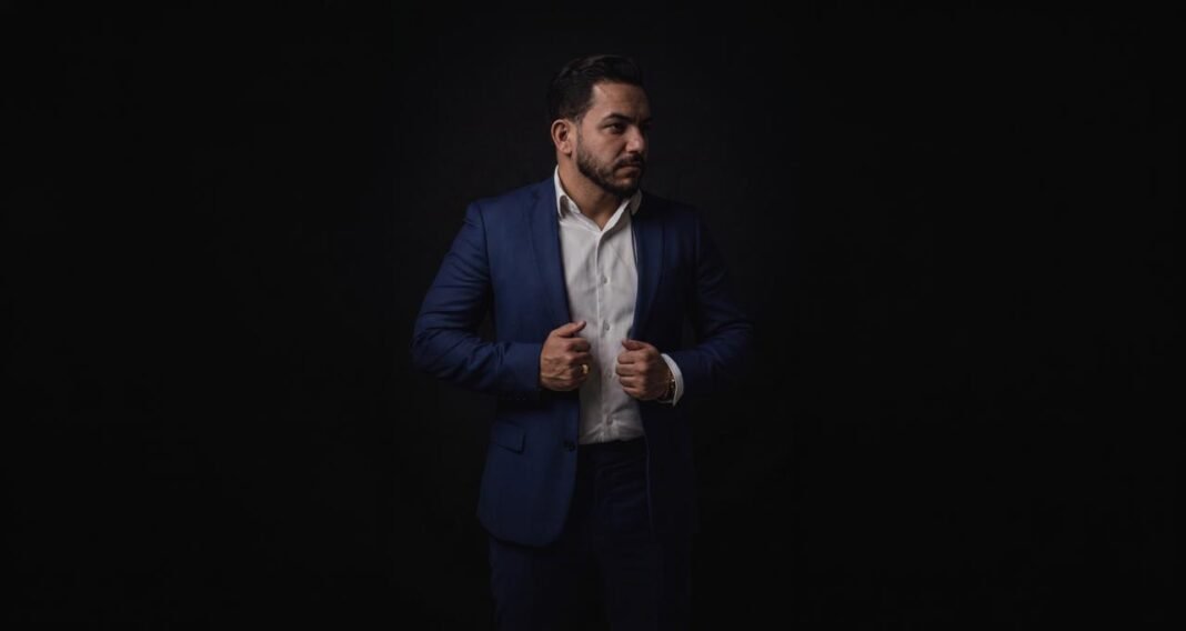 AutoCred aposta em linguagem simples para falar de crédito sem economês Lucas Vinícius Ferreira Pontes, fundador da AutoCred Nacional, que atua com consórcios e cartas de crédito para veículos.